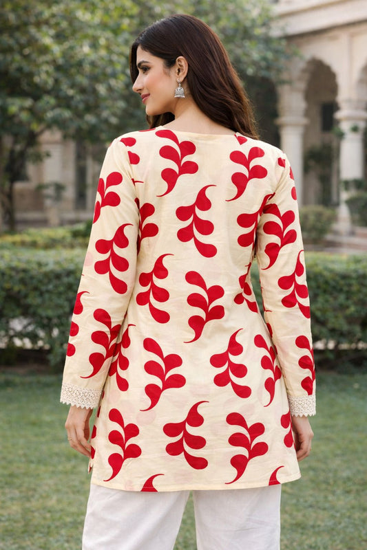 β€οΈ Kesariya Cream Rosera Kurti β€οΈ